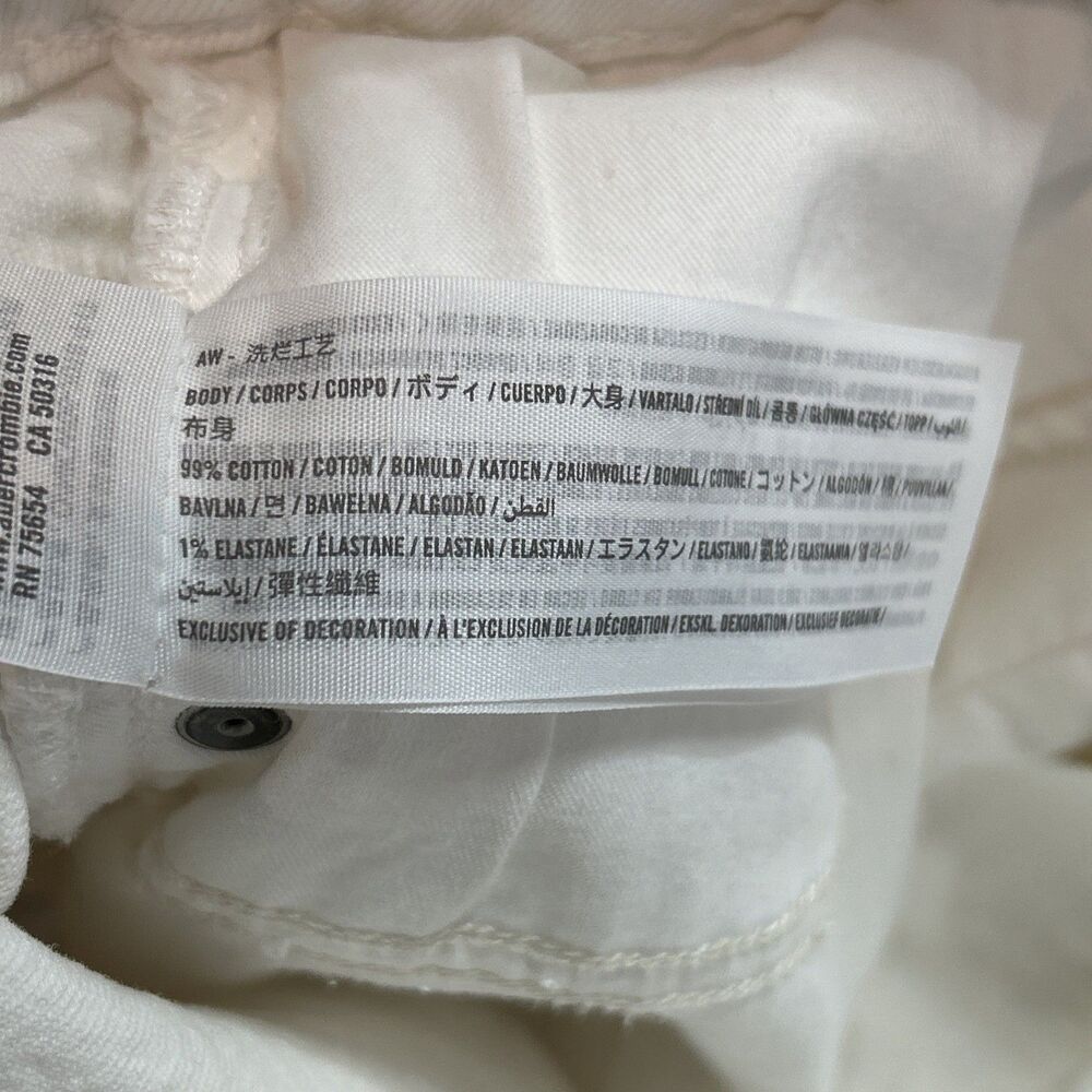 Abercrombie & Fitch Mom Short 4” High Rise - Picture 6 of 6